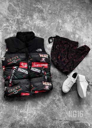Жилетка the north face // жилет tnf