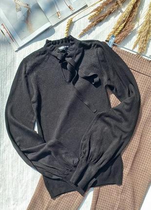 Кофта з пишними рукавами