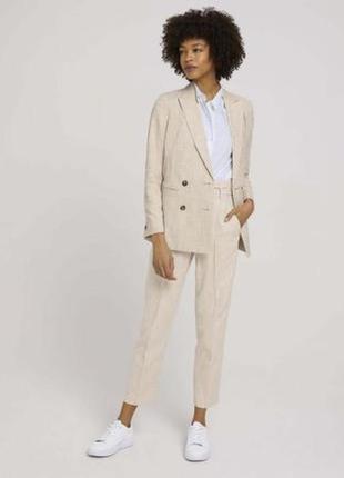 Натуральный блейзер в полоску