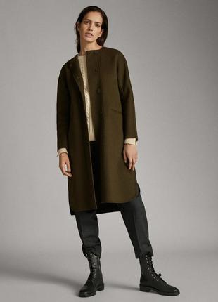 Стильне пряме шерстяне пальто від massimo dutti колір хакі міді