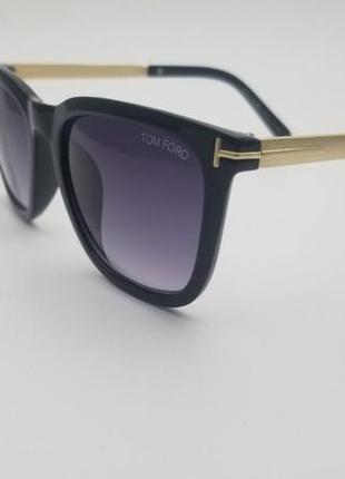 Солнцезащитные очки в стиле tom ford