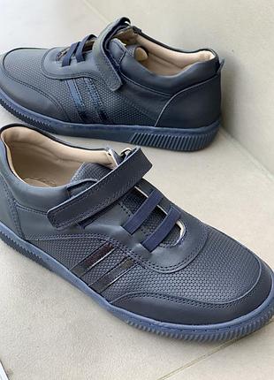 Туфли, кеды, кожаные туфли