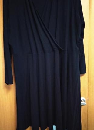 Хорошенькое трикотажное черное платье, вискоза. размер 26-287 фото