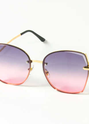 Очки женские солнцезащитные квадратные фиолетово-розовые1 фото