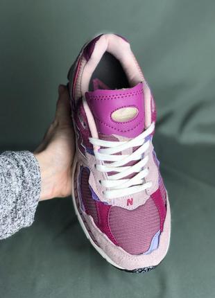 New balance 2002r pink violet2 фото