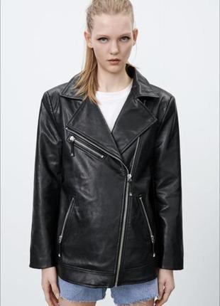 Черная косуха оверсайз zara