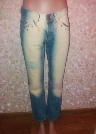 Продам женские стильные джинсы с потертостями joy1 фото