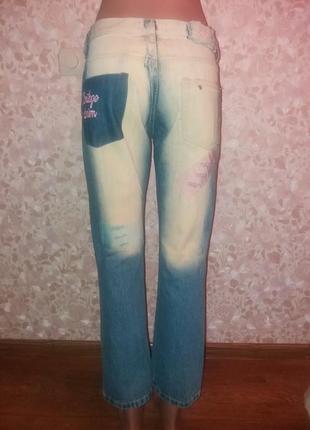 Продам женские стильные джинсы с потертостями joy3 фото