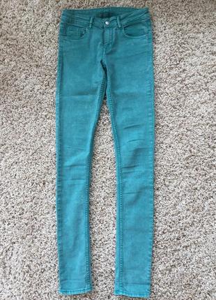 Джинсы