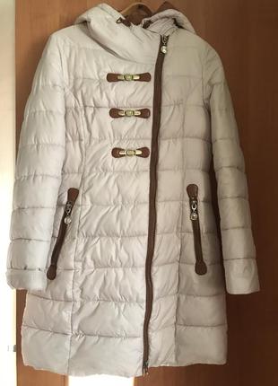 Бежева куртка