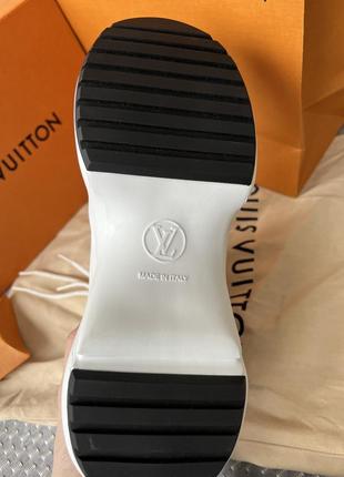 Louis vuitton оригінал кросівки жіночі lv archlight 1aaw382 фото