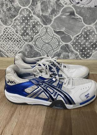 Кроссовки asics