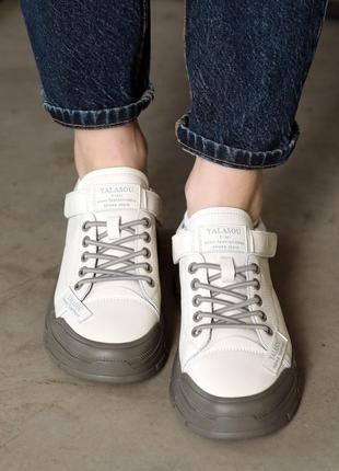 Стильні кросівки молочні на липучці шкіряні жіночі демі,демісезонні осінні,весняні,літні (на осінь,весна,літо 2023-2024)3 фото
