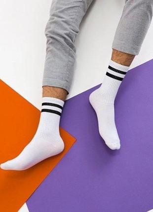 Белые носки с черными полосками sox