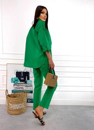 Костюм женский зеленый однотонный льняной оверсайз рубашка на пуговицах с карманами брюки на высокой посадке с карманами качественный стильный6 фото