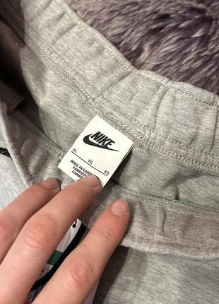 Новые оригинальные мужские брюки nike tech fleec nylon хл размер7 фото