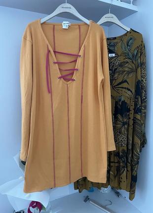 Крутое платье батал в рубчик public desire