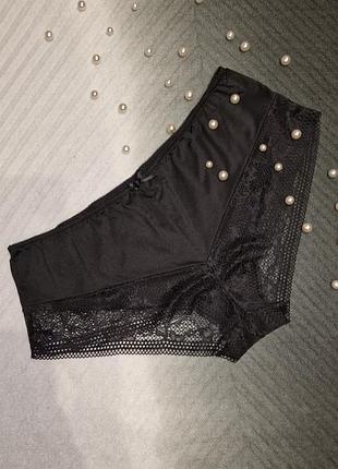 Високі трусики з мереживом