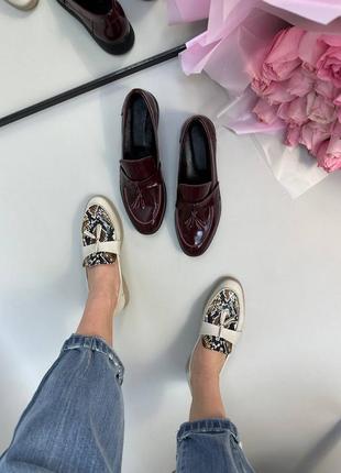 Лакові бордові лофери балетки багато кольорів
