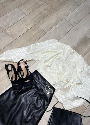 Вінтажная атласна блузка ,принт,об‘ємний рукав,волани (023)