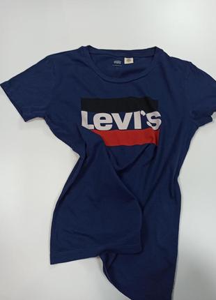 Женская футболка "levis"7 фото