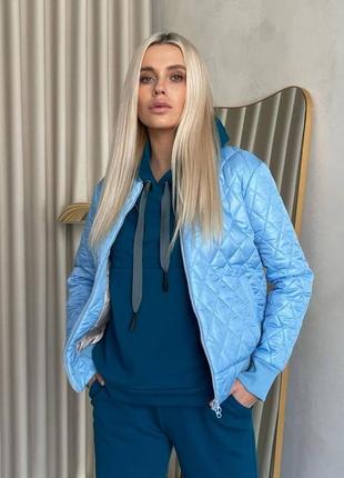 Жіноча блакитна коротка куртка