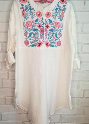 Супер сукня туніка з вишивкою.італія .y.two m/l