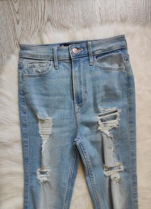Голубые с белым джинсы скинни американки с дырками разрезами высокая талия посадка hollister6 фото