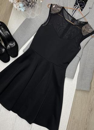 Чорна коротка сукня topshop xs плаття з вишивкою бісером коротке плаття кльош вечірня сукня