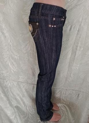 Гарні нові джинси цікавої моделі плотный джинс8 фото