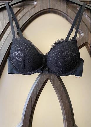 Бюстгальтер, з супер пуш апом, чорного кольору, з супер пуш апом, від дорогого бренду: hunkemoller 🌺
