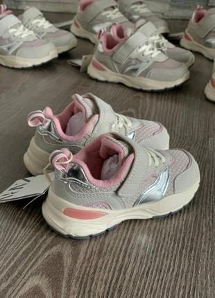 Детские кроссовки на девочку от фирмы zara/кроссовки для девочки зара