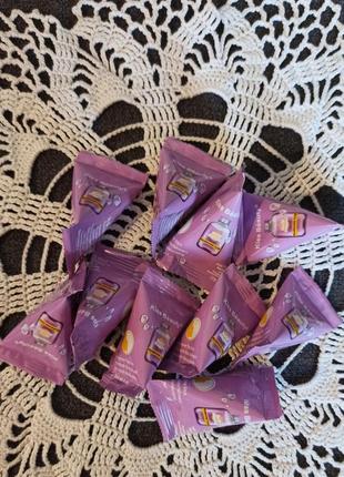 🌷сыворотка пирамидка для лица гиалуроновая"kiss beauty",4 мл.