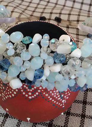 Обруч з кришталевими намистинками та крихтою білий агат та місячний камінь