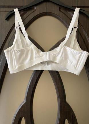 Шикарный, базовый, коттоновый, без косточек, бюстгальтер, белого цвета, для кормления, от бренда: the lingerie c&amp;a.9 фото