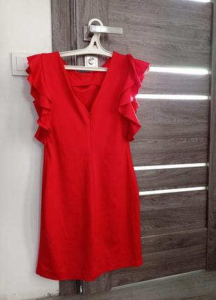 Красное платье 44-46р
