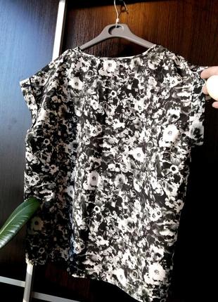 Шикарная, новая блуза блузка цветы. just females8 фото