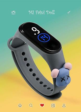 Детские сенсорные электронные часы с 3д браслетом  водонепроницаемые серый с собачкой