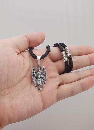 Серебряный кулон архангел михаил и шелковый шнурок с серебряными вставками ангел хранитель серебро и шнур 4 мм2 фото