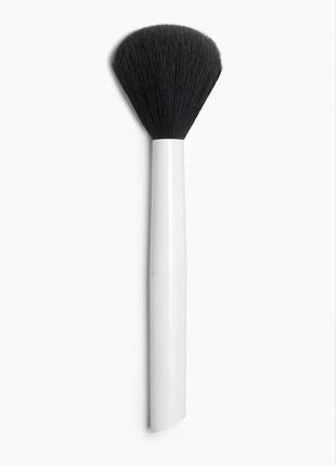 Zara large powder brush кісточка для нанесення пудрових текстур