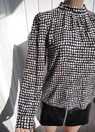 Блуза с пуговицами на спинке4 фото