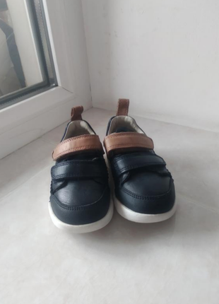 Кроссовки верх стелька подкладка натуральная кожа бренда clarks u9 4,5 eue 20,57 фото