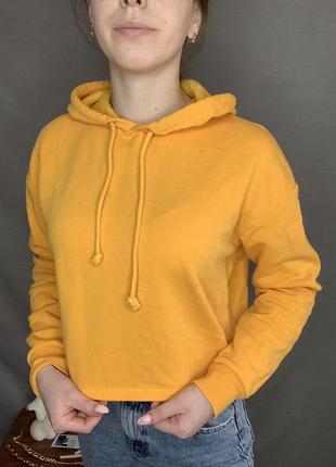 Желтый худи с капюшоном от h&m