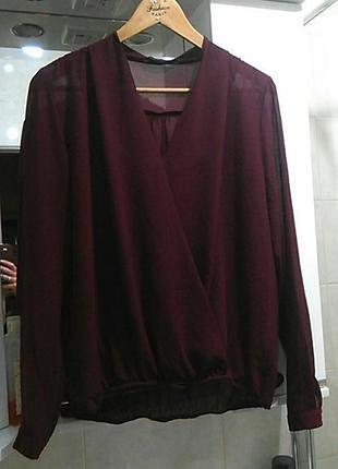 Красива шифонова блузка на запах