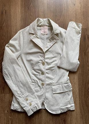 Жакет жіночий ,s