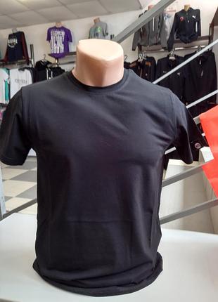 Футболка однотонная