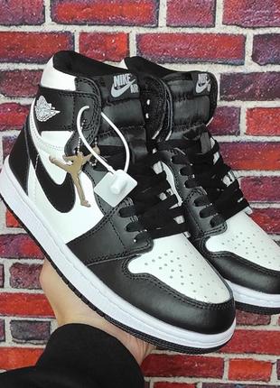 Кросівки nike air jordan 1 retro high black white