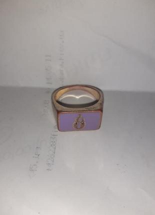Фиолетовое кольцо с огоньком