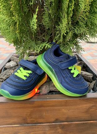 Кросівки дитячі р23 в наявності