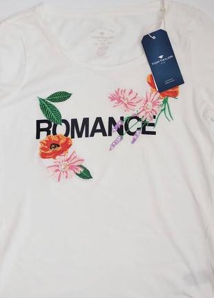 Футболка жіноча